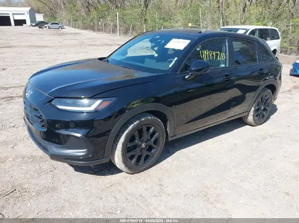 3CZRZ2H55RM742570 2024 HONDA HR-V - Image 2