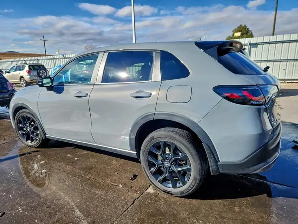 3CZRZ2H55RM786035 2024 HONDA HR-V - Image 2