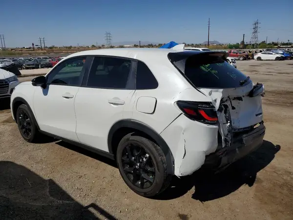 3CZRZ2H56RM708508 2024 HONDA HR-V - Image 2