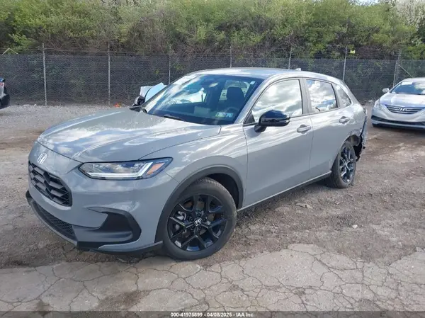 3CZRZ2H56RM760155 2024 HONDA HR-V - Image 2