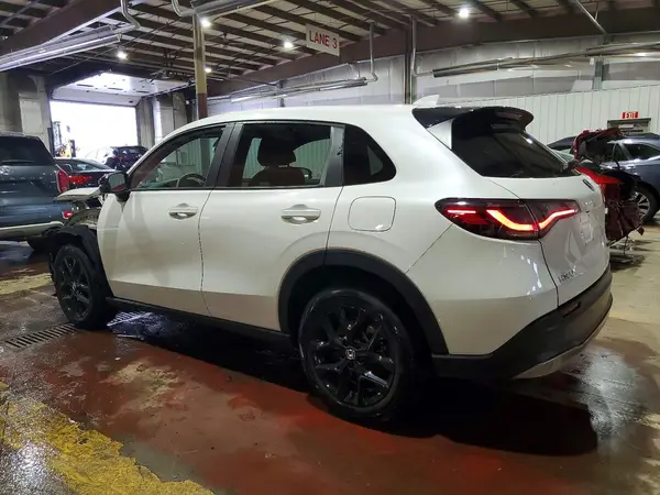 3CZRZ2H56RM770149 2024 HONDA HR-V - Image 2