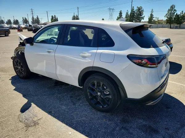 3CZRZ2H56RM774525 2024 HONDA HR-V - Image 2