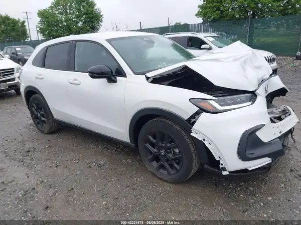 3CZRZ2H57RM725270 2024 HONDA HR-V - Image 1