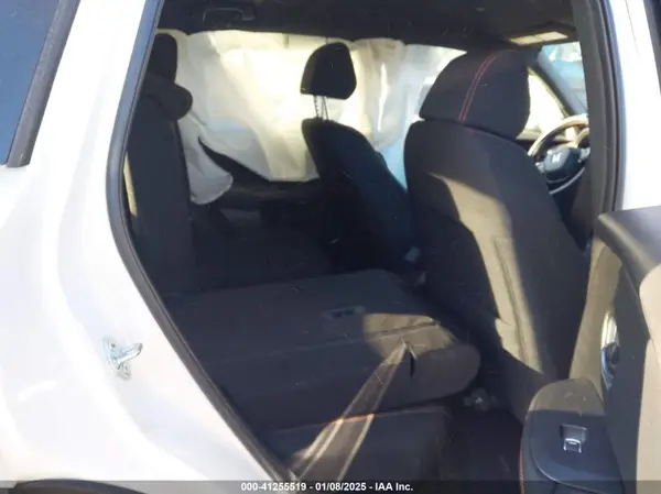 3CZRZ2H57RM725611 2024 HONDA HR-V - Image 8
