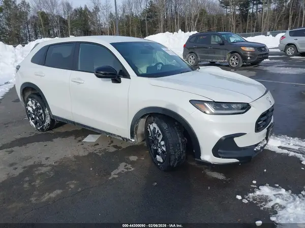 3CZRZ2H57RM726600 2024 HONDA HR-V - Image 1