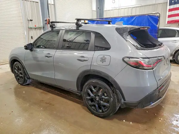 3CZRZ2H57RM740075 2024 HONDA HR-V - Image 2