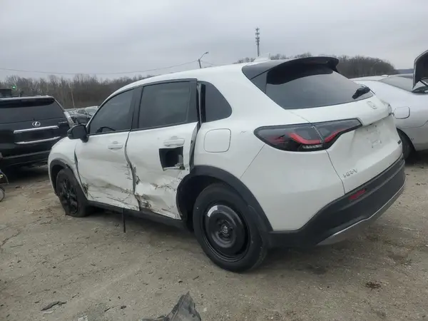 3CZRZ2H57RM746426 2024 HONDA HR-V - Image 2