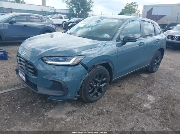 3CZRZ2H57RM767888 2024 HONDA HR-V - Image 2