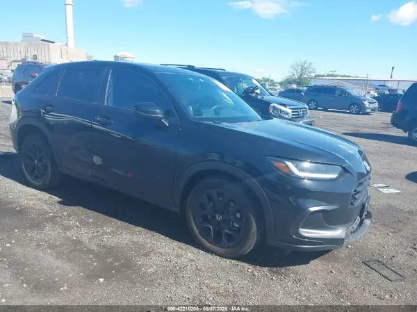 3CZRZ2H57RM768992 2024 HONDA HR-V - Image 1