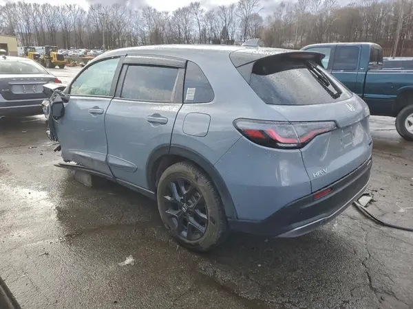 3CZRZ2H58RM719025 2024 HONDA HR-V - Image 2