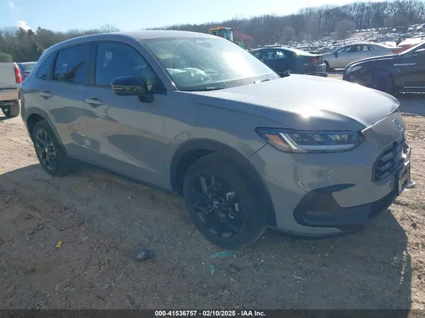 3CZRZ2H58RM723169 2024 HONDA HR-V - Image 1