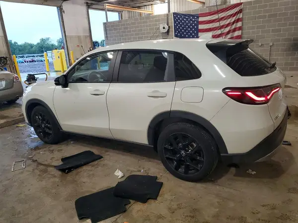 3CZRZ2H58RM736519 2024 HONDA HR-V - Image 2