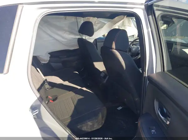 3CZRZ2H58RM747469 2024 HONDA HR-V - Image 8