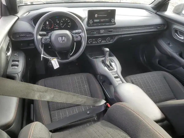 3CZRZ2H58RM750825 2024 HONDA HR-V - Image 8
