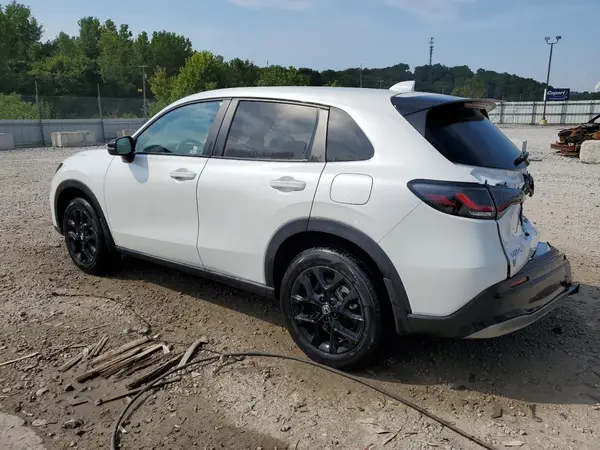 3CZRZ2H58RM781864 2024 HONDA HR-V - Image 2