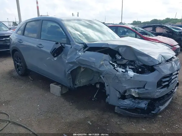 3CZRZ2H58SM719175 2025 HONDA HR-V - Image 1