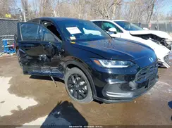 3CZRZ2H58SM780865 2025 HONDA HR-V