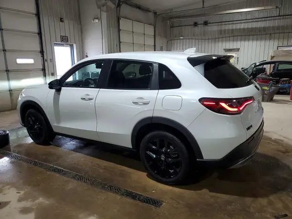 3CZRZ2H59PM721587 2023 HONDA HR-V - Image 2