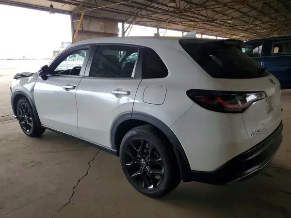 3CZRZ2H59RM707496 2024 HONDA HR-V - Image 2