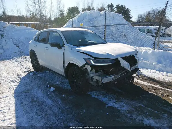 3CZRZ2H59RM738425 2024 HONDA HR-V - Image 1