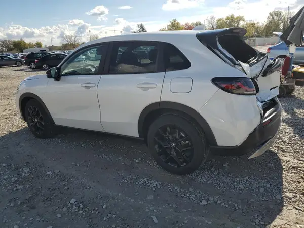 3CZRZ2H59RM744502 2024 HONDA HR-V - Image 2