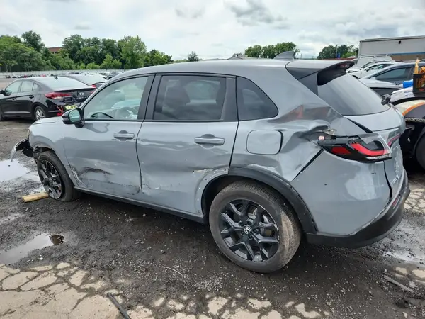 3CZRZ2H59RM747478 2024 HONDA HR-V - Image 2