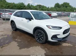 3CZRZ2H5XRM747215 2024 HONDA HR-V