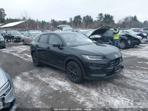 3CZRZ2H5XRM768226 2024 HONDA HR-V - Image 1