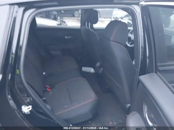 3CZRZ2H5XRM768226 2024 HONDA HR-V - Image 8