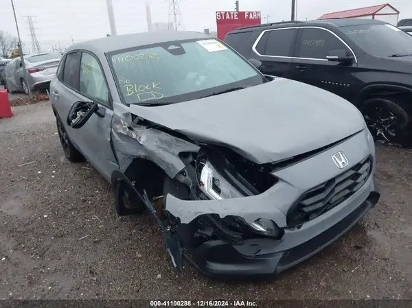 3CZRZ2H5XRM786032 2024 HONDA HR-V - Image 1