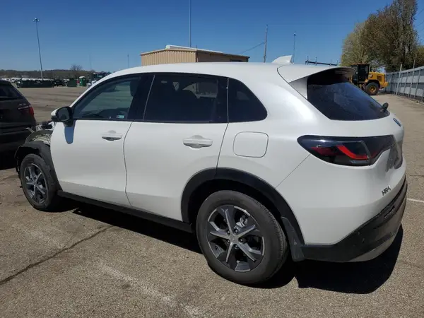 3CZRZ2H70RM708599 2024 HONDA HR-V - Image 2