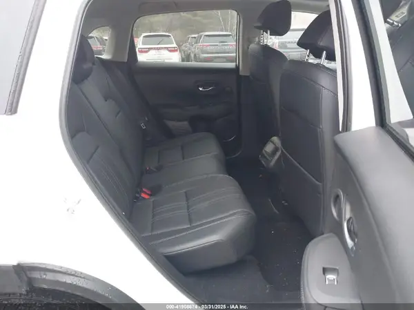 3CZRZ2H70RM717058 2024 HONDA HR-V - Image 8