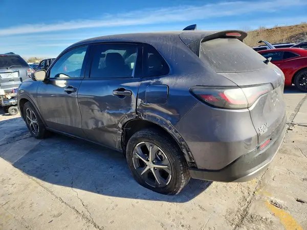 3CZRZ2H71RM721037 2024 HONDA HR-V - Image 2