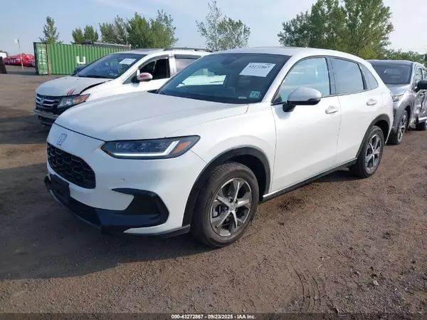 3CZRZ2H72SM779857 2025 HONDA HR-V - Image 2