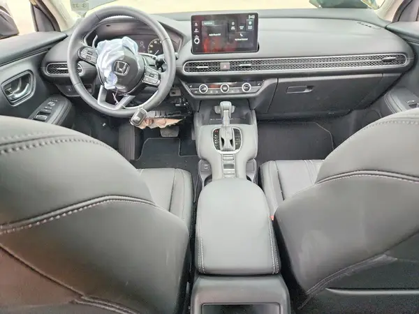 3CZRZ2H73TM757075 2026 HONDA HR-V - Image 8