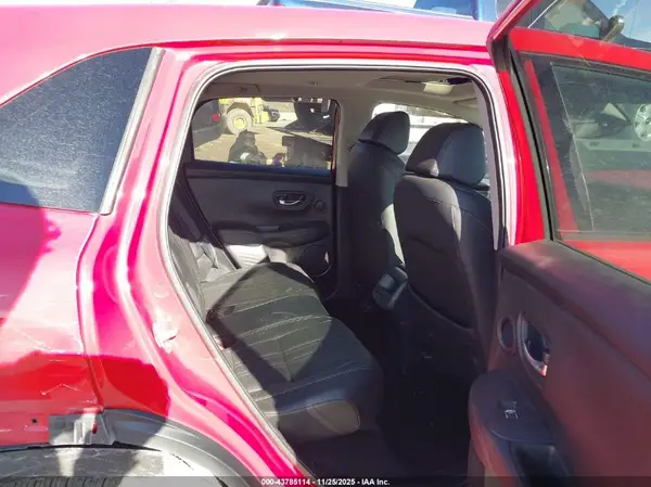 3CZRZ2H75RM783878 2024 HONDA HR-V - Image 8