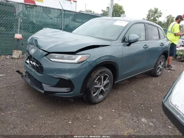 3CZRZ2H76SM757120 2025 HONDA HR-V - Image 2