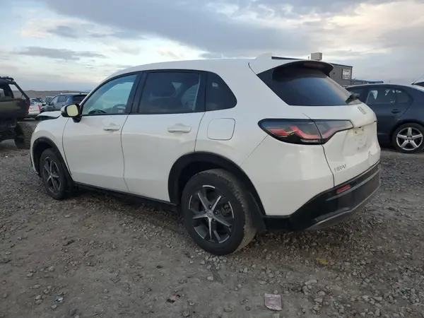 3CZRZ2H77PM723727 2023 HONDA HR-V - Image 2