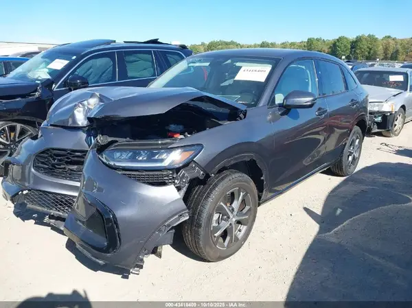 3CZRZ2H77SM722182 2025 HONDA HR-V - Image 2