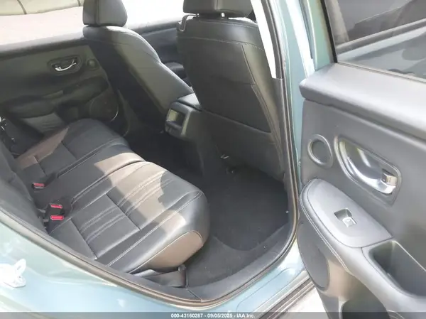 3CZRZ2H79SM742014 2025 HONDA HR-V - Image 8