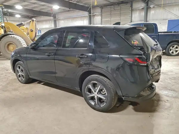 3CZRZ2H7XPM721177 2023 HONDA HR-V - Image 2