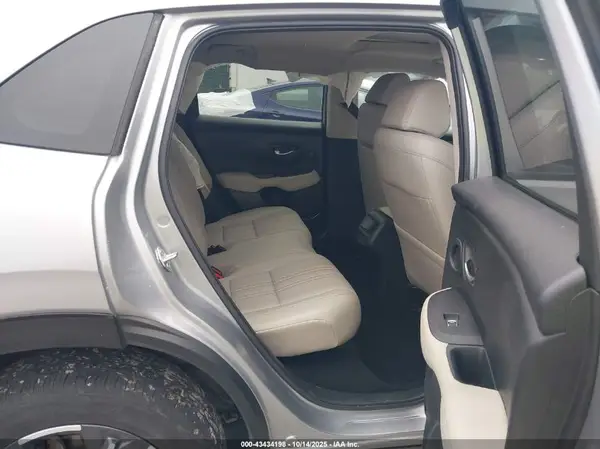 3CZRZ2H7XPM731451 2023 HONDA HR-V - Image 8
