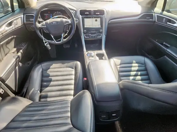 3FA6P0CD0KR139882 2019 FORD FUSION - Image 8