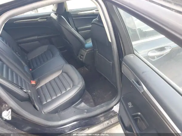 3FA6P0CD0KR140644 2019 FORD FUSION - Image 8