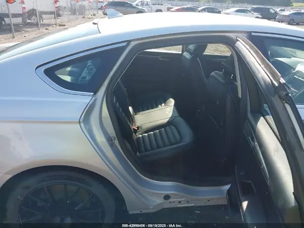3FA6P0CD0KR237438 2019 FORD FUSION - Image 8