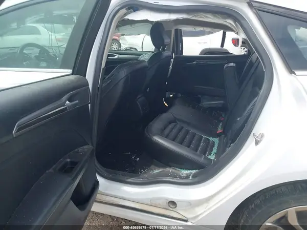 3FA6P0CD0LR118385 2020 FORD FUSION - Image 8