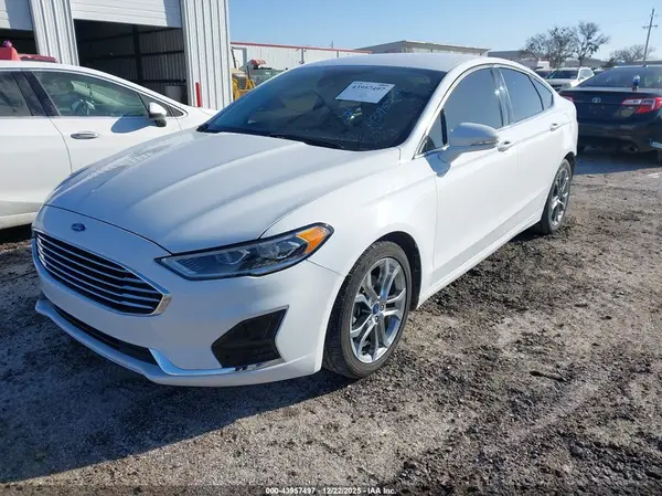 3FA6P0CD0LR124574 2020 FORD FUSION - Image 2
