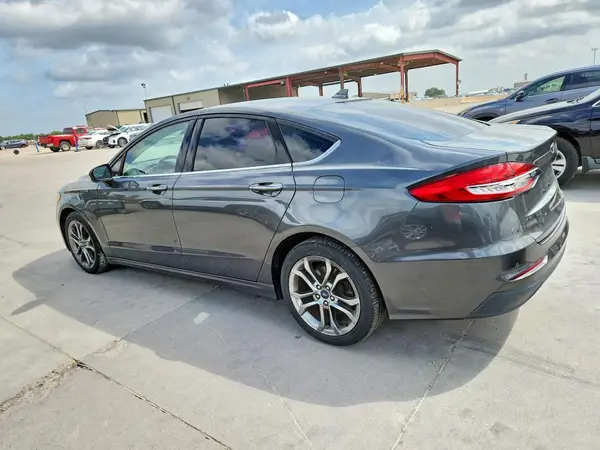 3FA6P0CD0LR131668 2020 FORD FUSION - Image 2