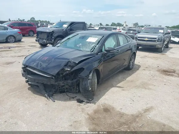 3FA6P0CD0LR138040 2020 FORD FUSION - Image 2