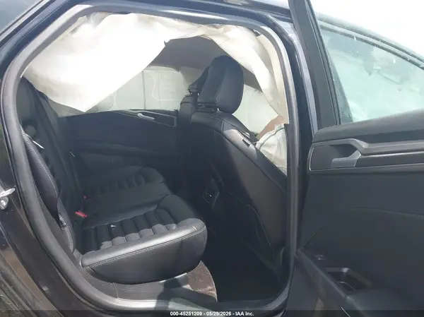 3FA6P0CD0LR138040 2020 FORD FUSION - Image 8